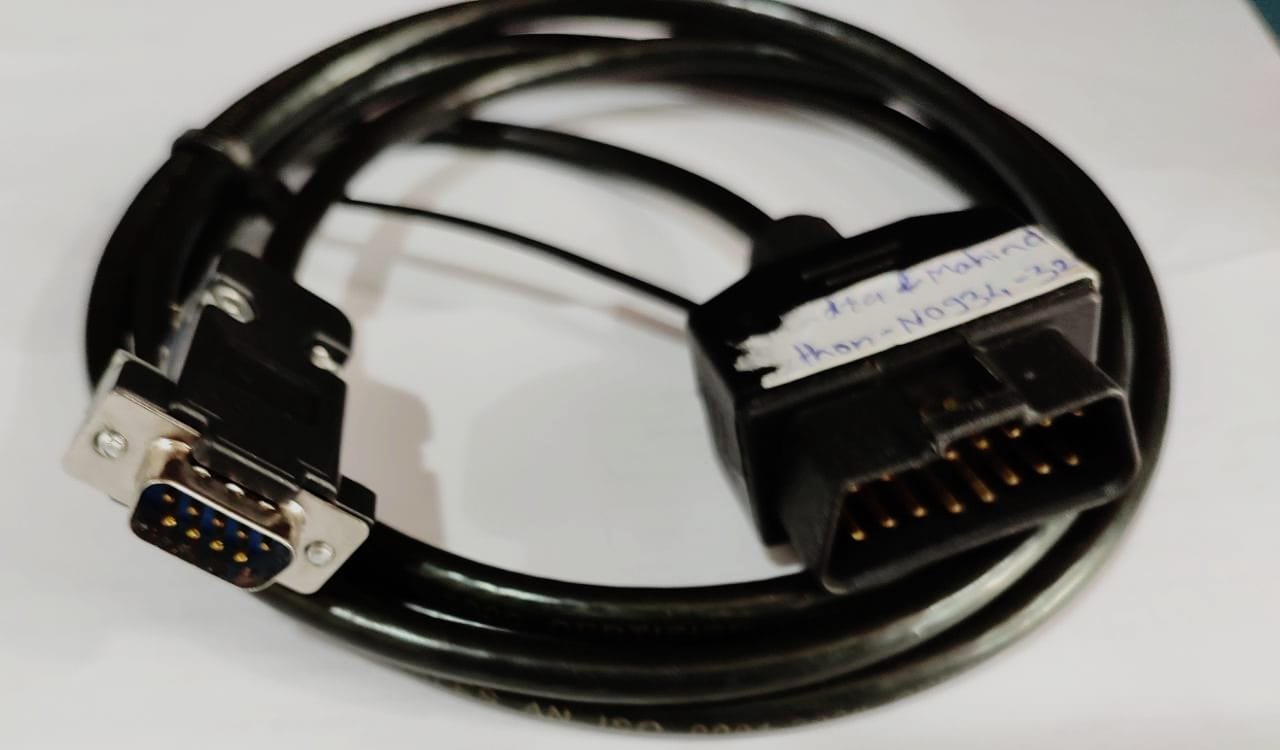 Mahindra OBD Scanner OBD-II Male Cable to DB9 male Cable. - Image 6
